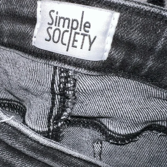 Brand Simple Society size 8 color black - Picture 3 of 3